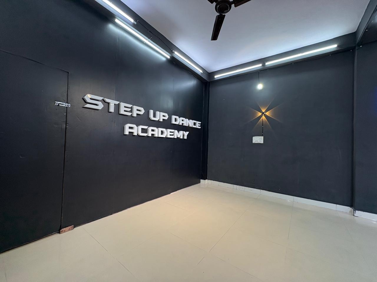 Studio 8
